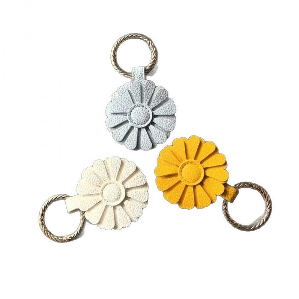 Flower-Shaped Magnetic Hat Clip for Travel