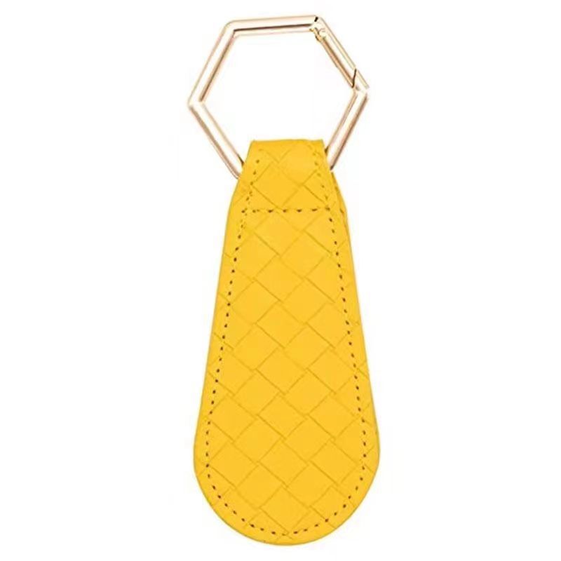 Tie-Shaped Magnetic Hat Clip for Travel