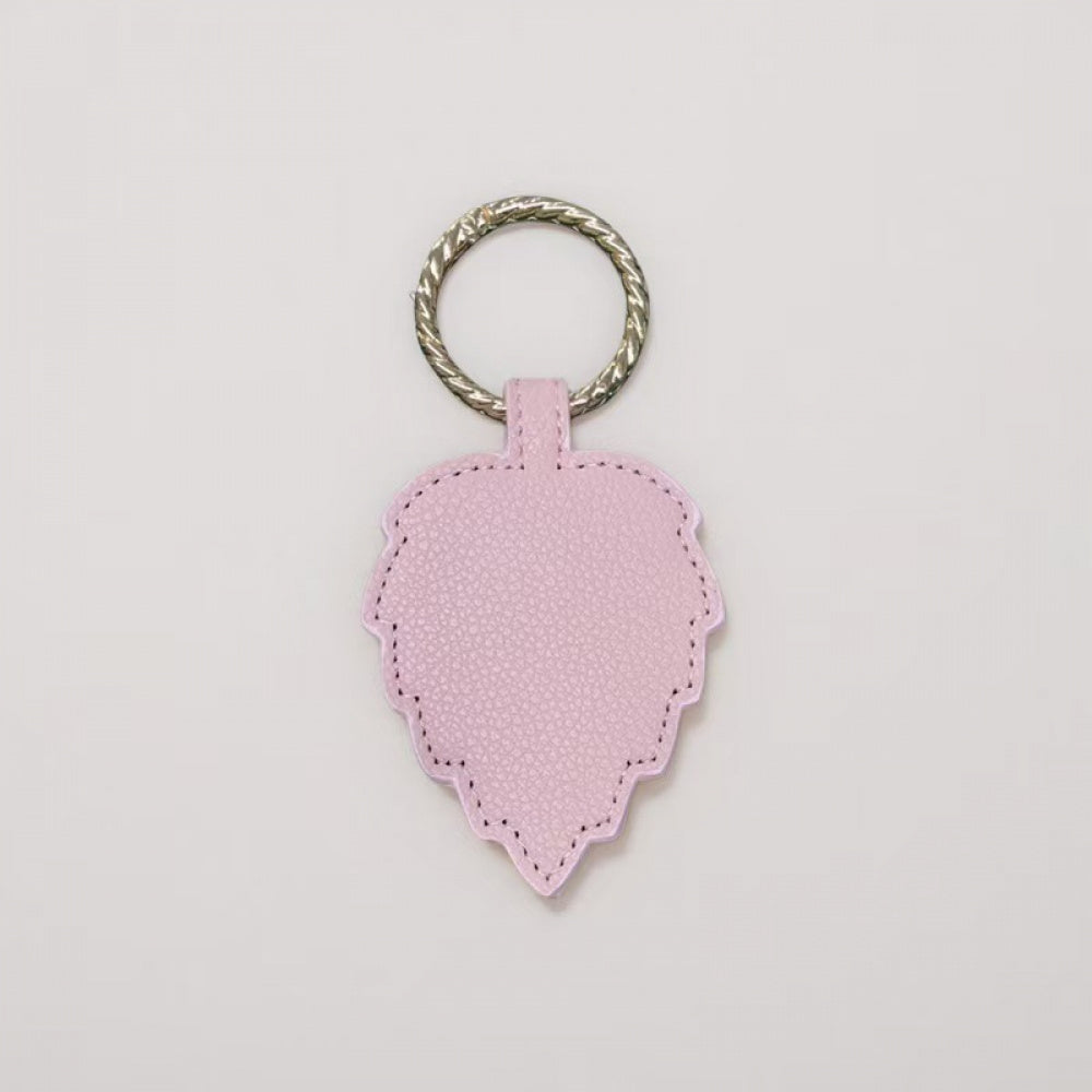 Leaf-Shaped Magnetic Hat Clip for Travel
