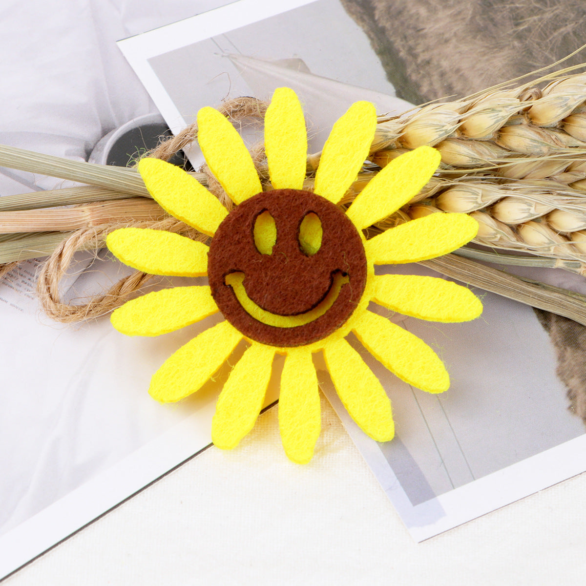 Smiley Daisy Felt Flower Applique - Product Detail Photo 2