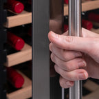 Cecotec Vinoteca 34 botellas Bolero grandsommelier 34030 inox compressor, 80 L, Enfriamiento por compresor, Temperatura regulable de 5 a 18ºC, Control táctil, Display, LED interior.
